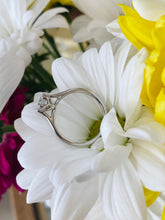 Load image into Gallery viewer, Round Diamond Fancy Solitaire Engagement Ring