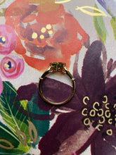 Load image into Gallery viewer, Elegant Peridot & Diamond Ring