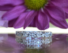 Load image into Gallery viewer, Floral Inspired Diamond Band