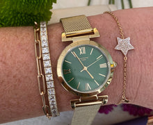 Load image into Gallery viewer, Forest Green Mother of Pearl Gold Mesh Bracelet Watch