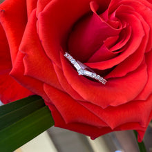 Load image into Gallery viewer, Chevron Baguette & Round Diamond Band