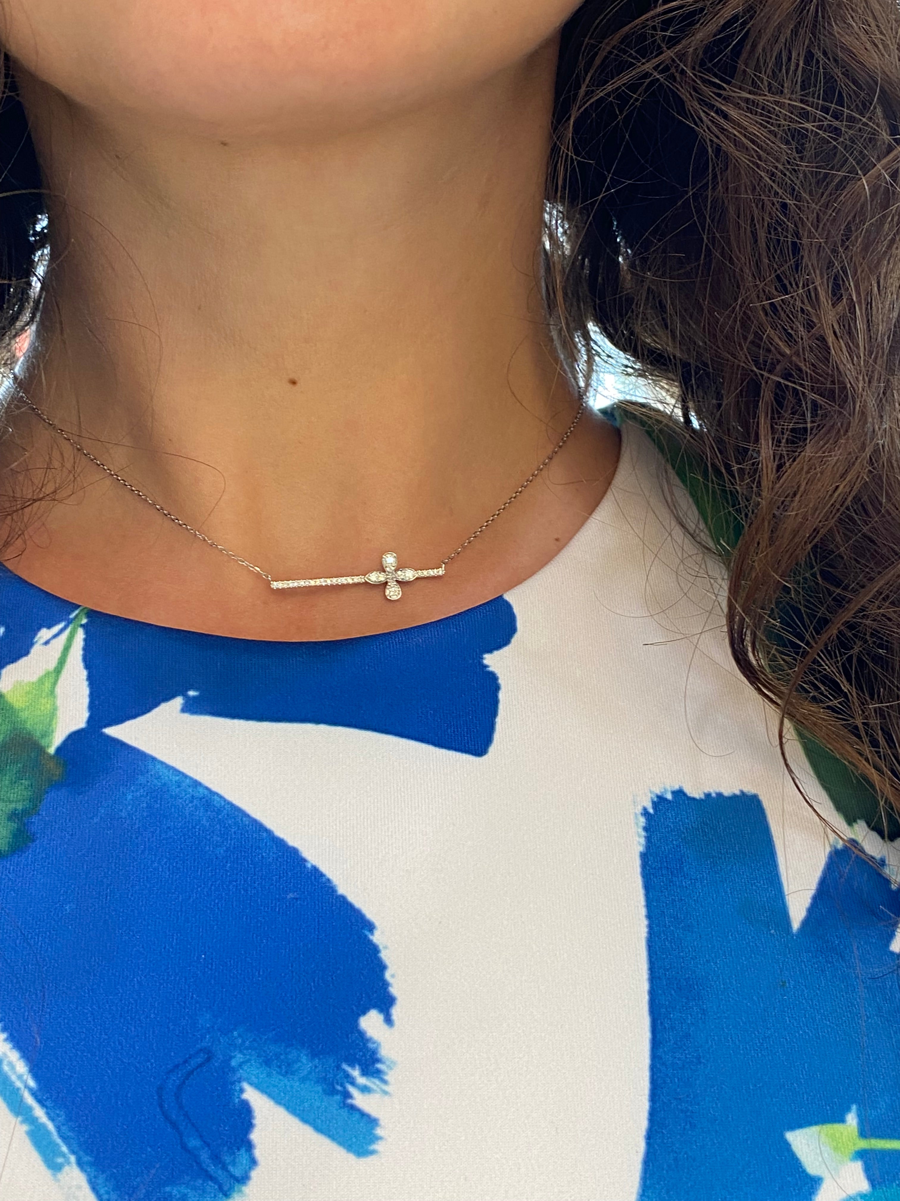 Diamond Flower Bar Necklace in White Gold