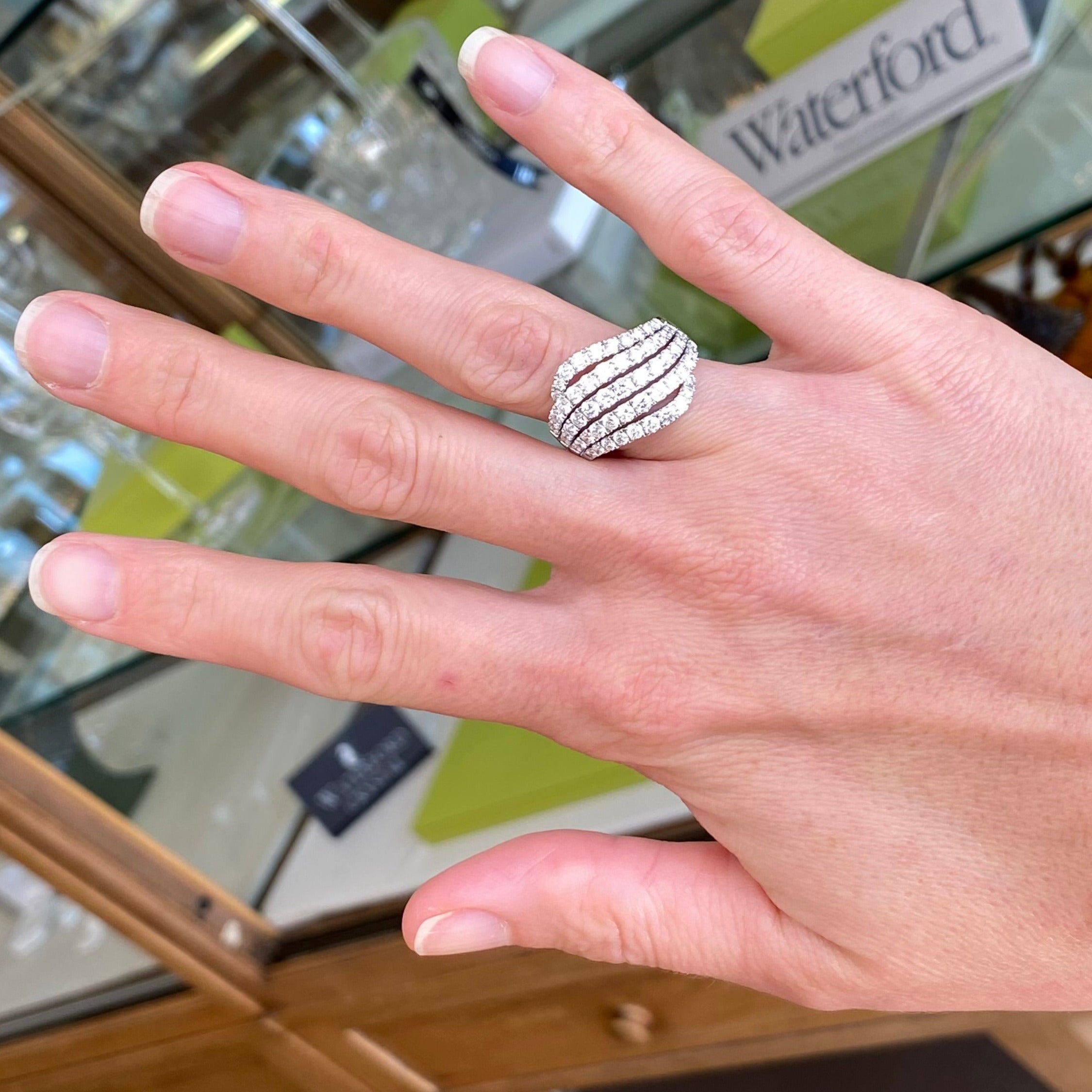 The Shoreline Shell Diamond Ring