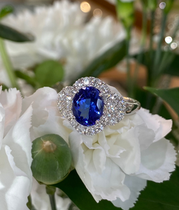 18K White Gold Tanzanite and Diamond Ring