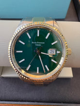 Load image into Gallery viewer, Green Dial Two Toned Bracelet Watch
