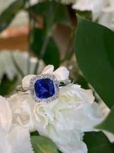 18K White Gold Square Sapphire Diamond Halo Ring