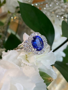 18K White Gold Tanzanite and Diamond Ring