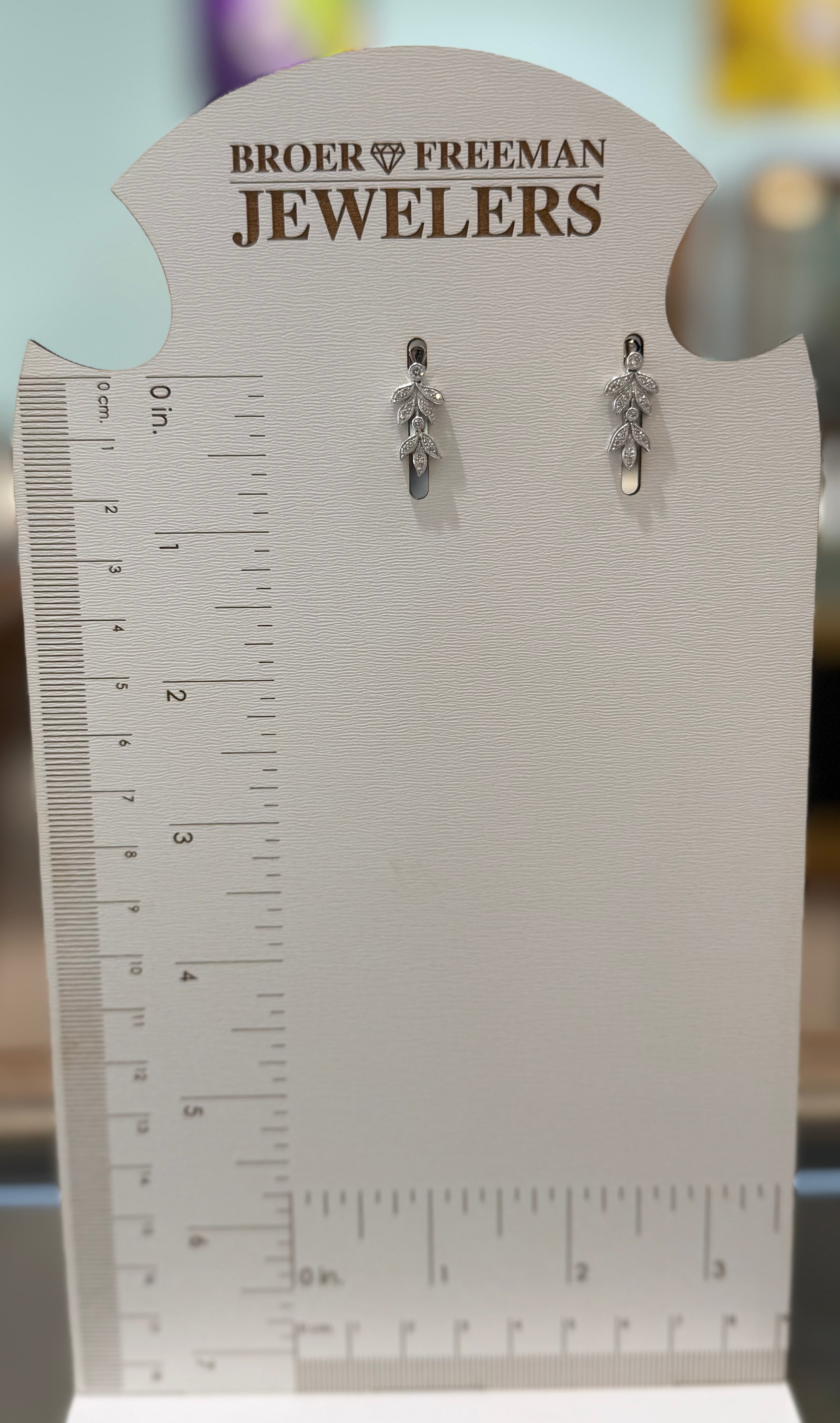 Garden Shade Diamond Leaf Earrings