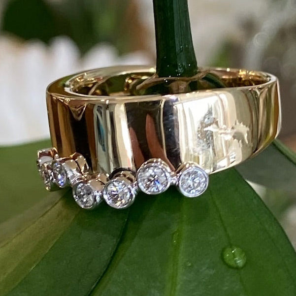 The Golden Bubble Cigar Ring