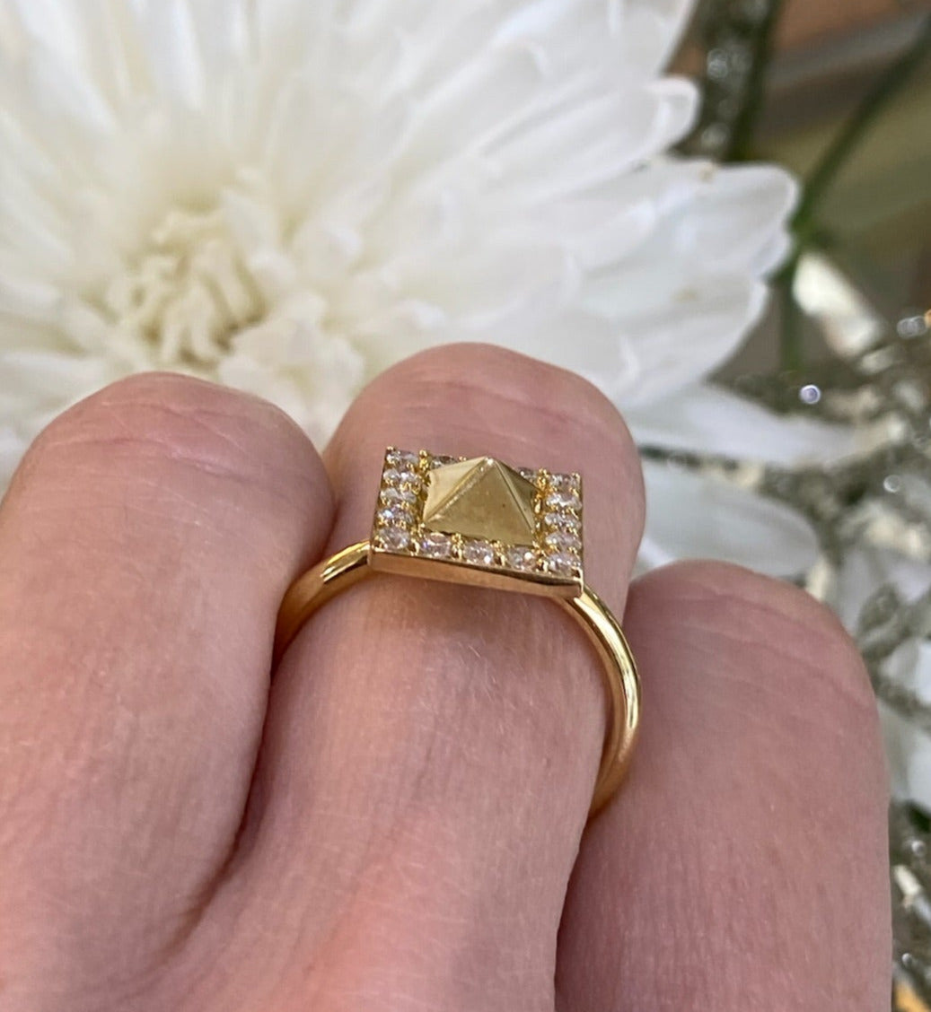 18K Yellow Gold Diamond Halo Pyramid Ring