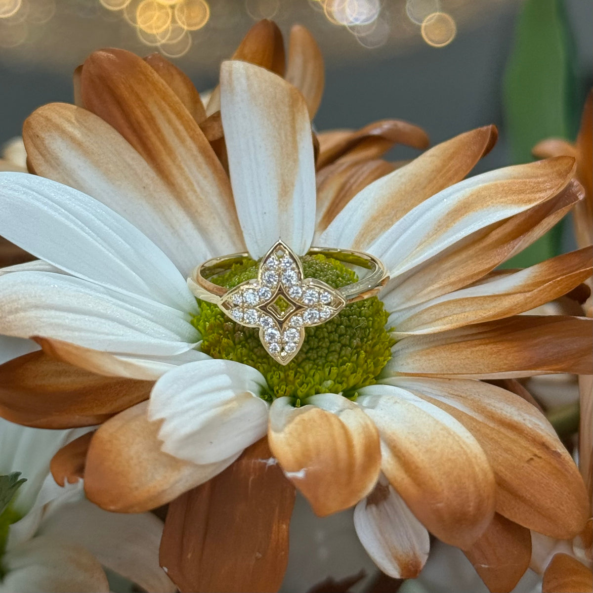 Diamond Clover Bloom Ring