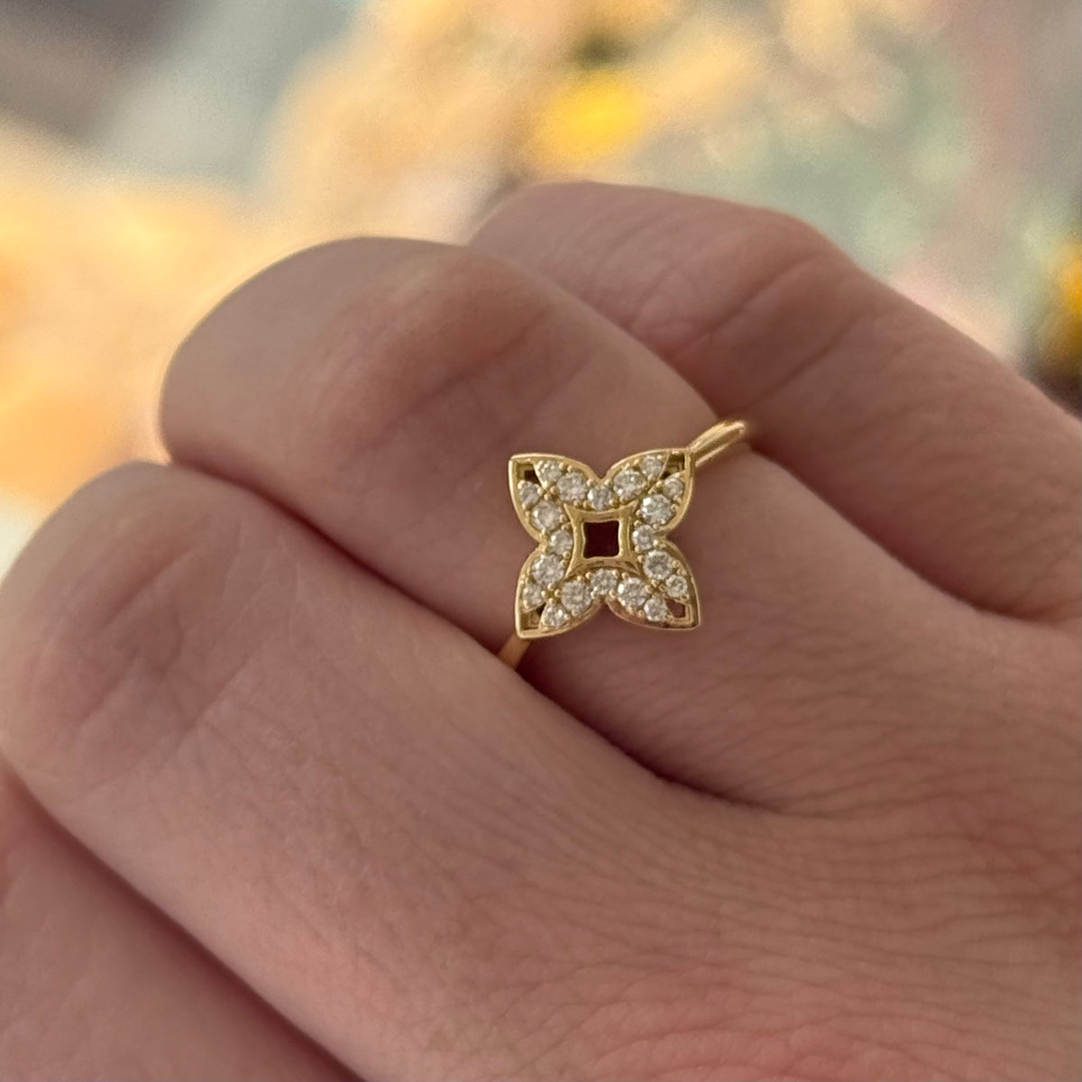 Diamond Clover Bloom Ring