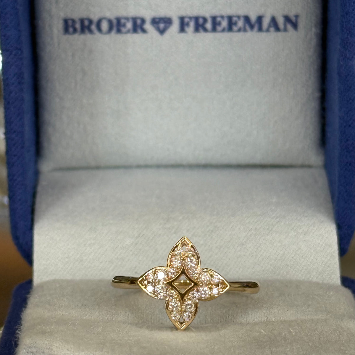 Diamond Clover Bloom Ring