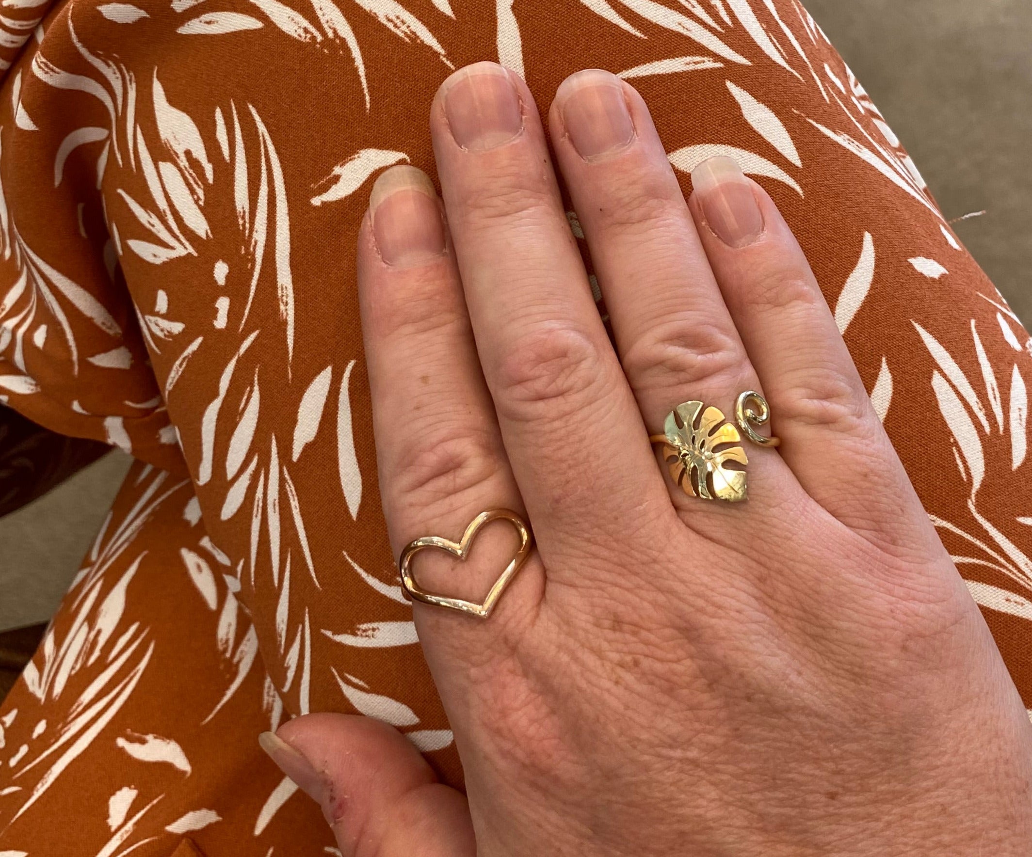 Curly Leaf Yellow Gold Ring