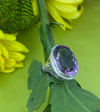 Load image into Gallery viewer, White Gold Vintage Oval Amethyst Ring
