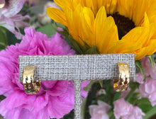 Load image into Gallery viewer, Yellow Gold Leaf Band Hoop Earrings
