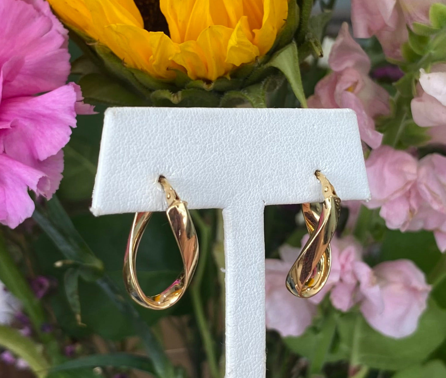 Yellow Gold Twisted Oval Hoops