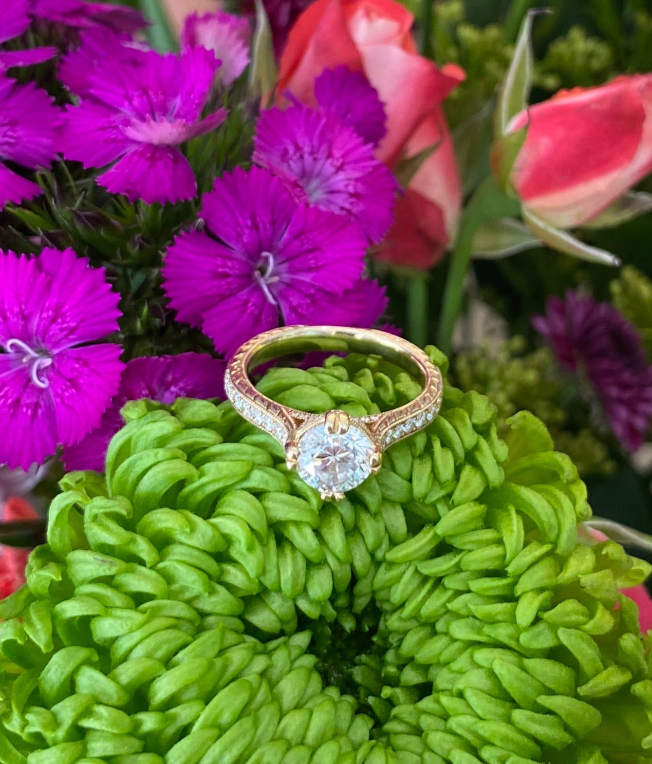 Yellow Gold Round Diamond Hand Engraved Engagment Ring