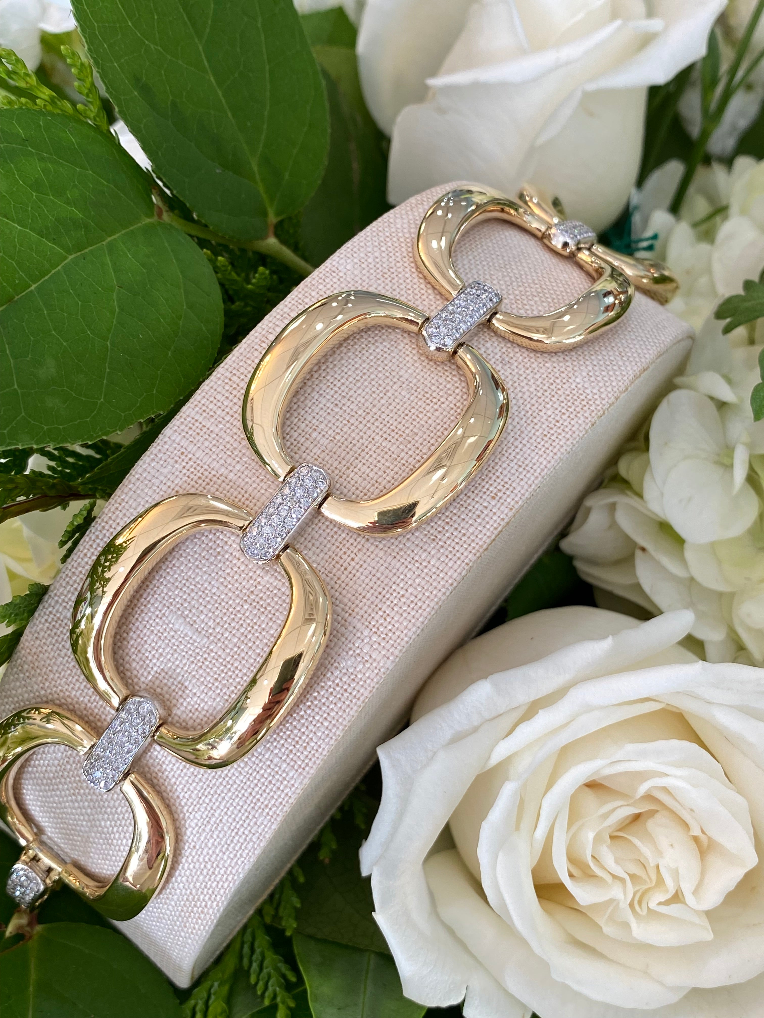 18K Gold and Diamond Square Link Bracelet