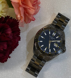 Dark Blue Dial Yellow Accent Slate Grey Toned Bracelet Diver's Watch