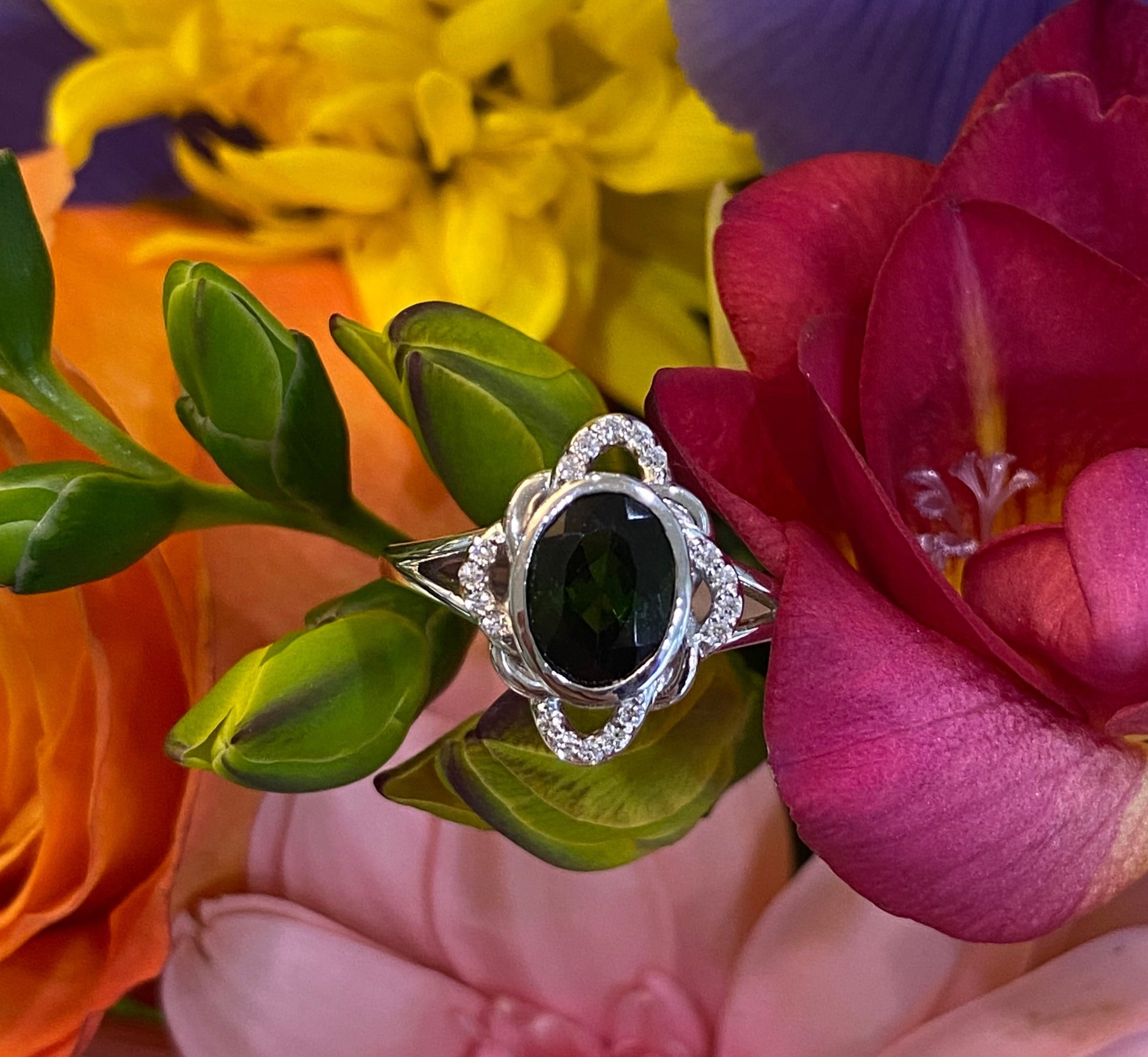 Green Tourmaline and Diamond Woven Loop Ring