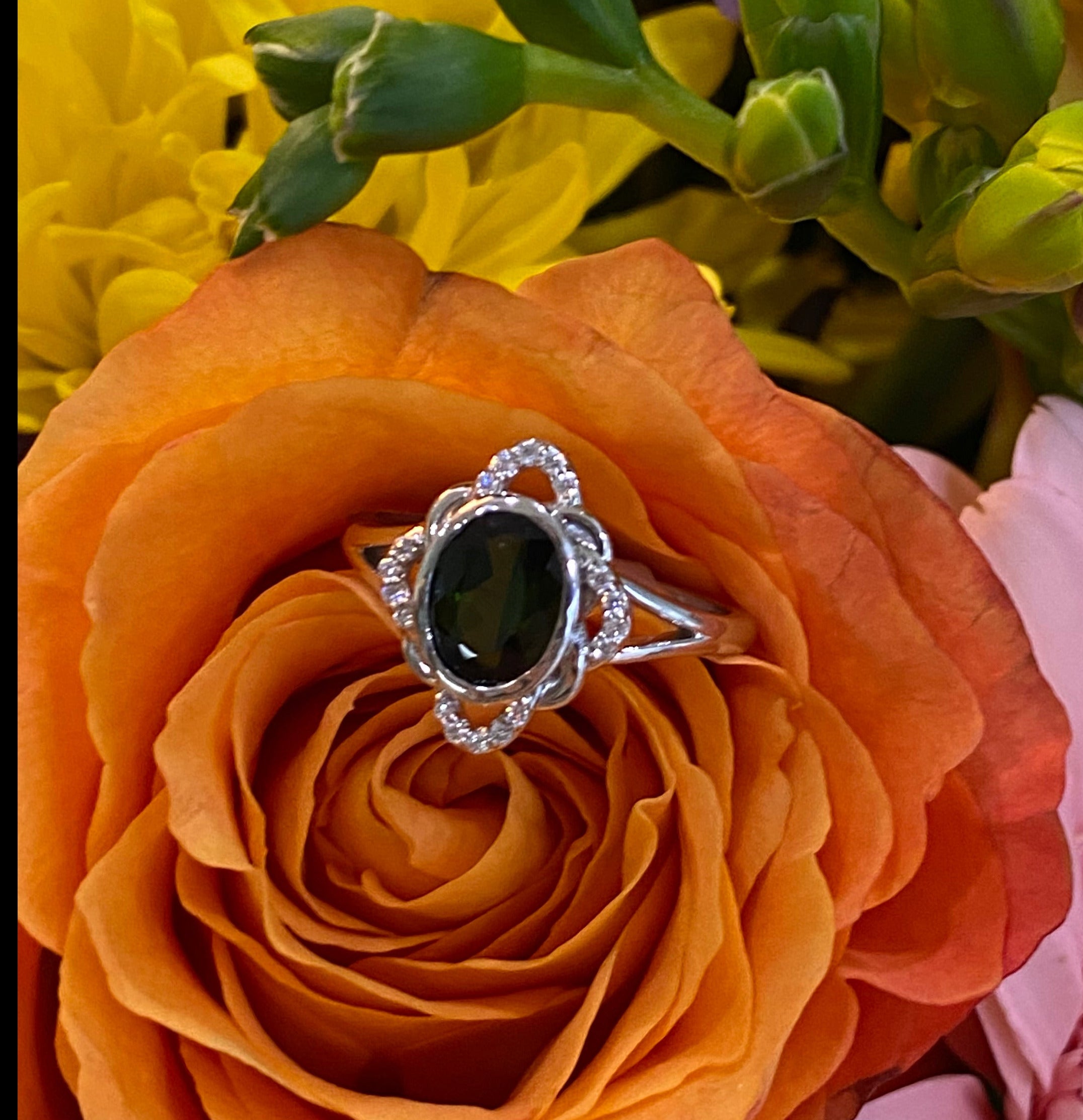 Green Tourmaline and Diamond Woven Loop Ring