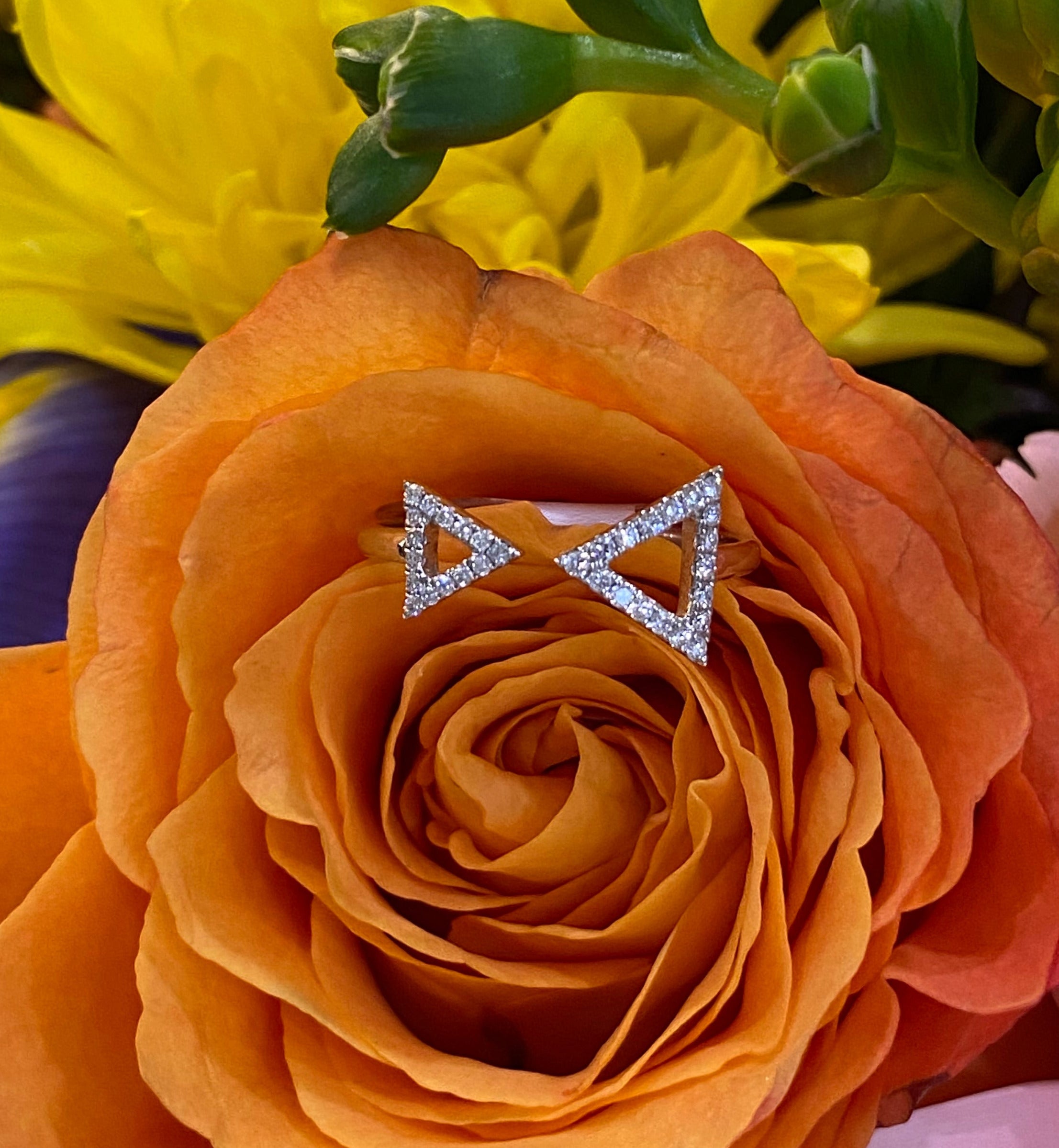 pry シュウト　Double Twist Triangle Ring 19号 White Gold Double Triangle Tension Ring