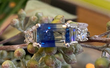 Load image into Gallery viewer, Bi-Colored Sapphire and Diamond Ring
