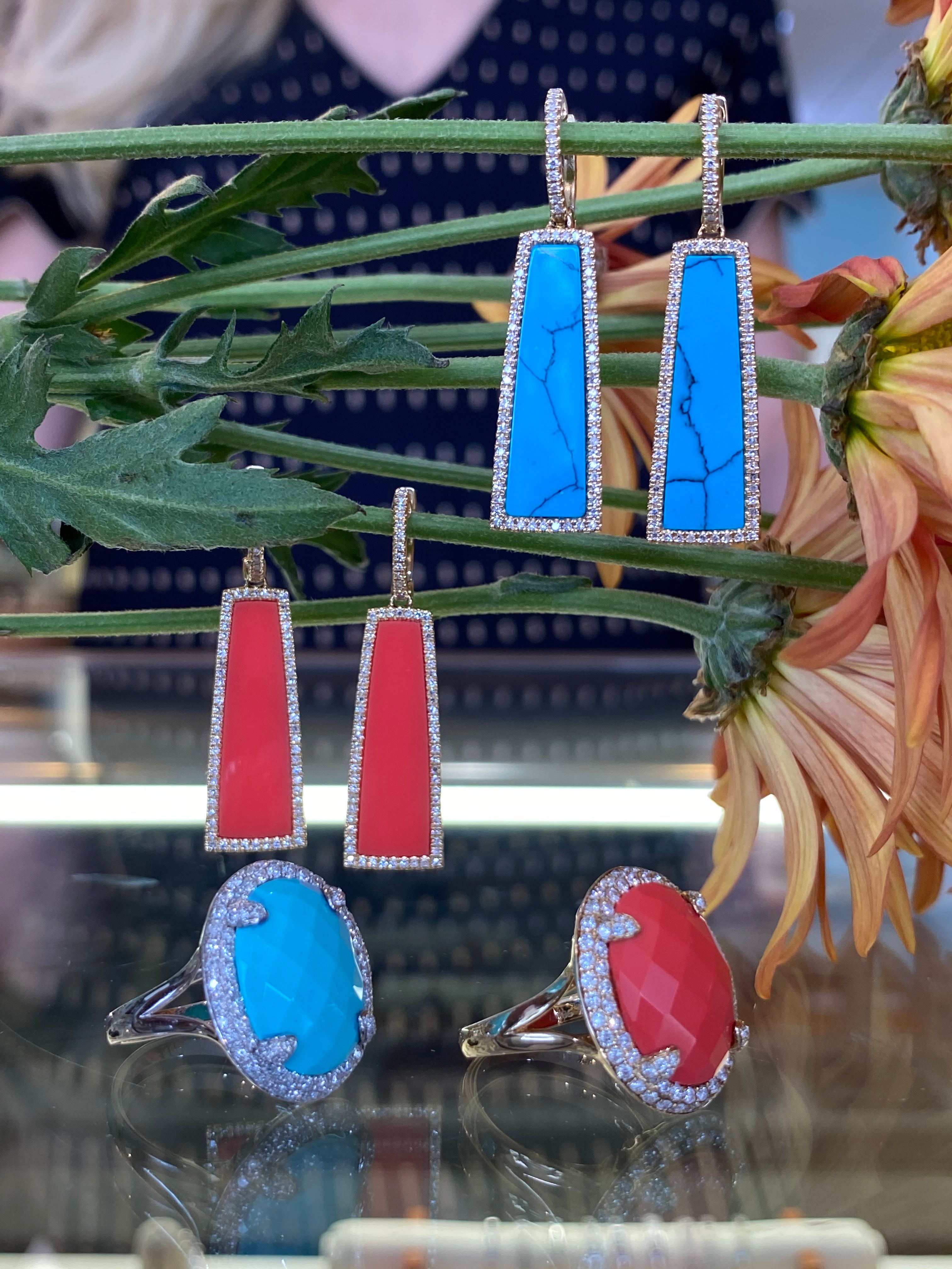 Coral & Diamond Halo Yellow Gold Ring