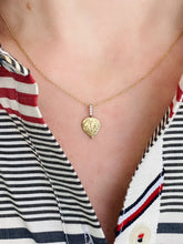 Load image into Gallery viewer, Yellow Gold Leaf Necklace
