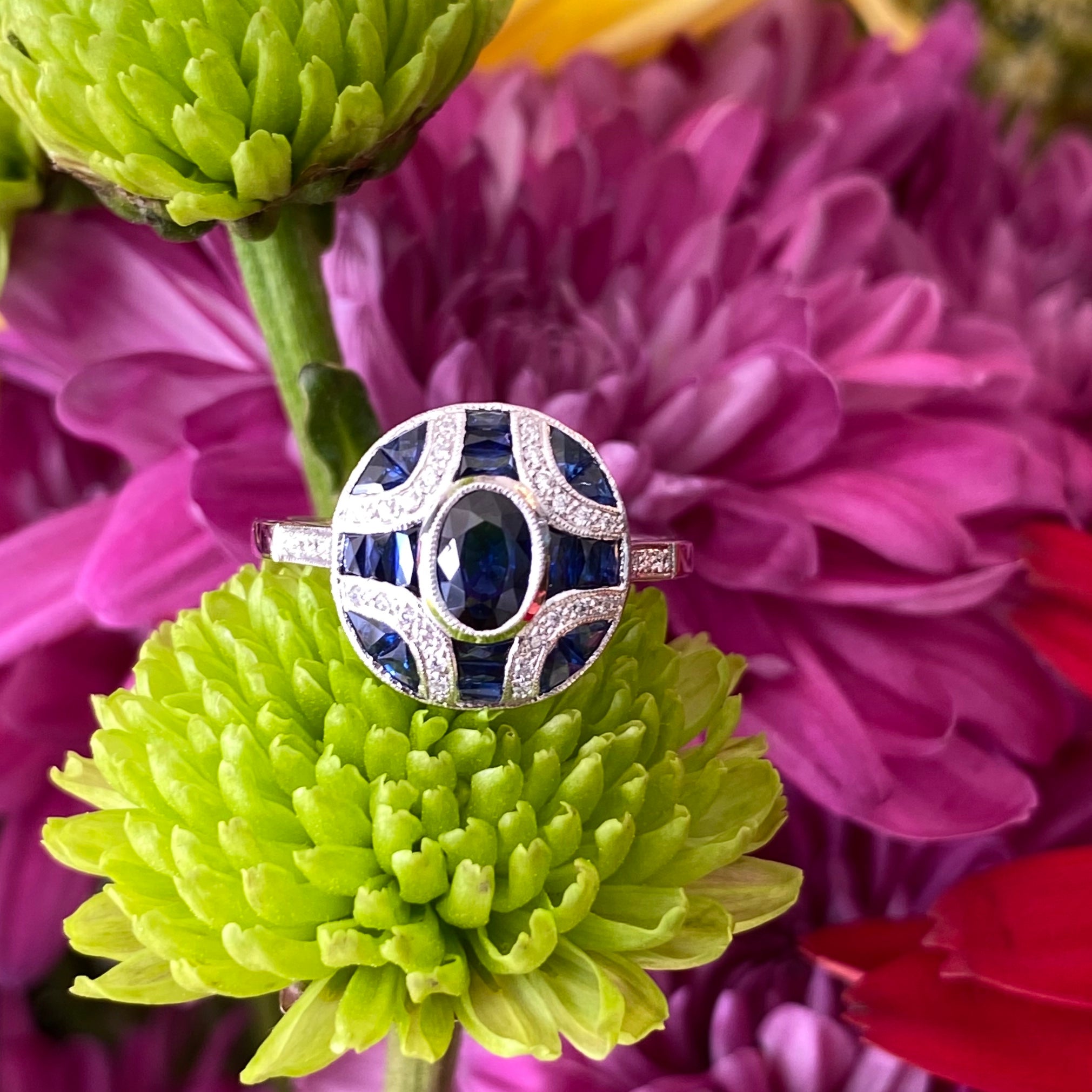 Oval Sapphire & Diamond Vintage Ring