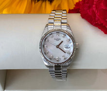Load image into Gallery viewer, Mother Of Pearl And Diamond Watch

