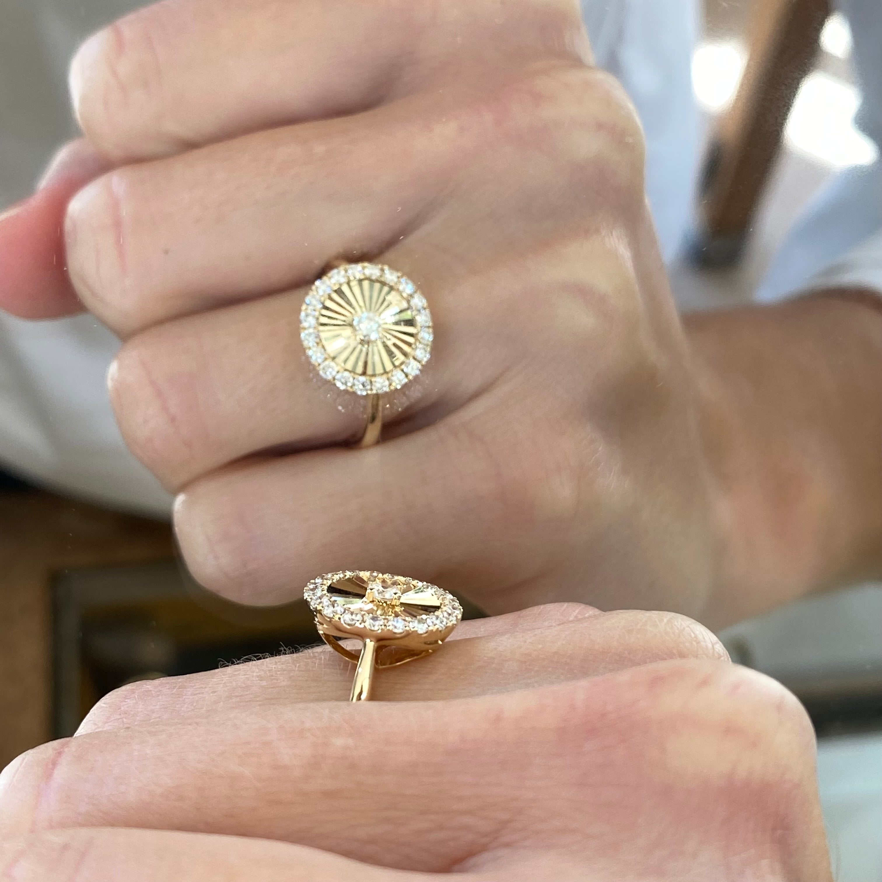 Sunburst Gold & Diamond Retro Style Ring in Yellow Gold