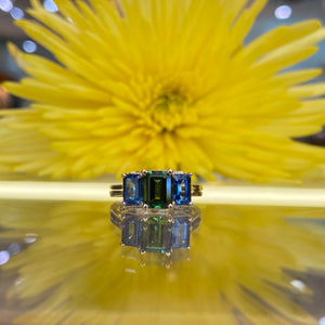 *On The Rocks* Green Tourmaline & Blue Sapphire Cocktail Ring in Yellow Gold 🍹