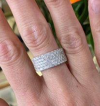 Load image into Gallery viewer, Five Row Diamond Pavé Band
