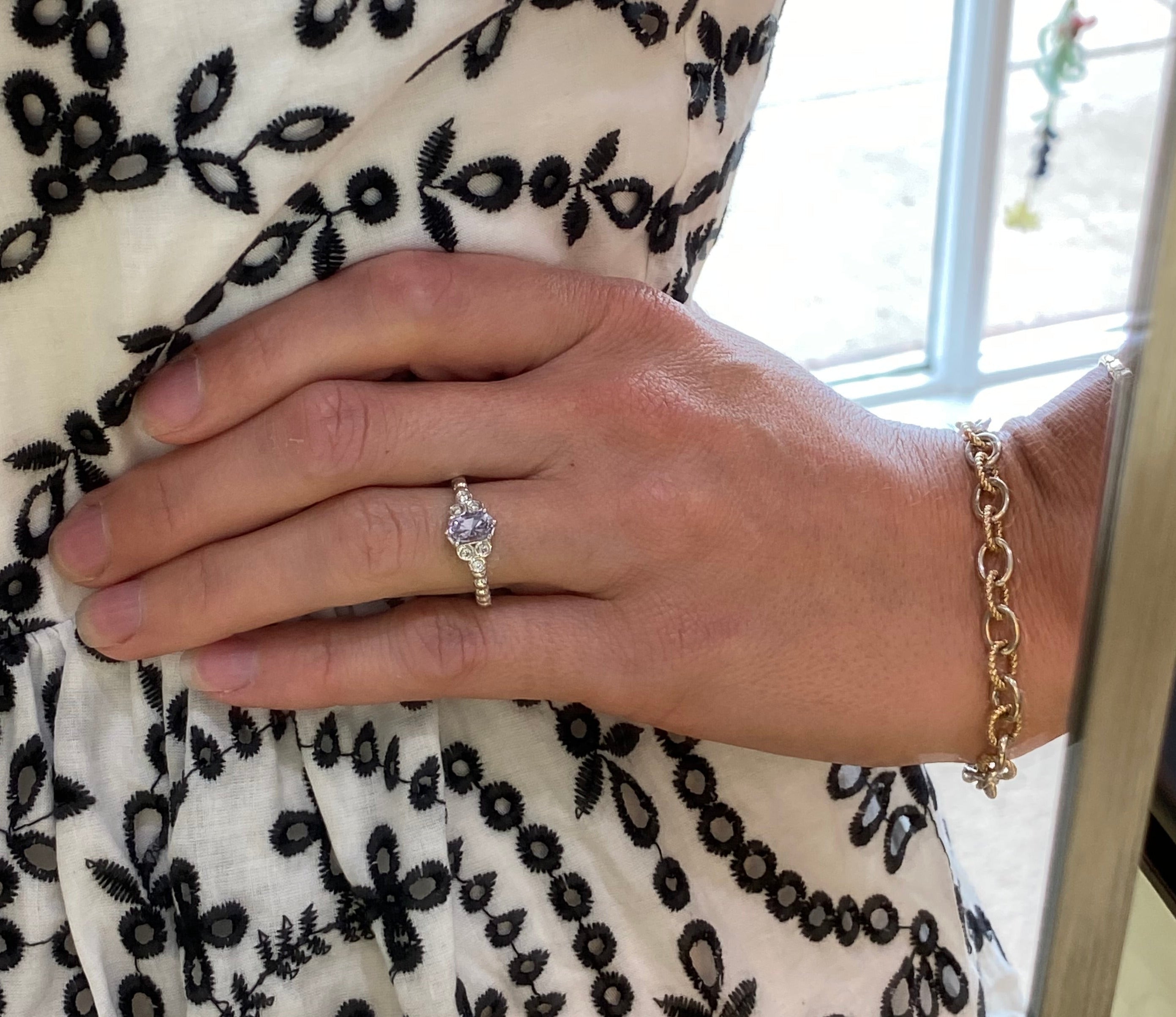 Lavender Sapphire and Round Diamond Ring